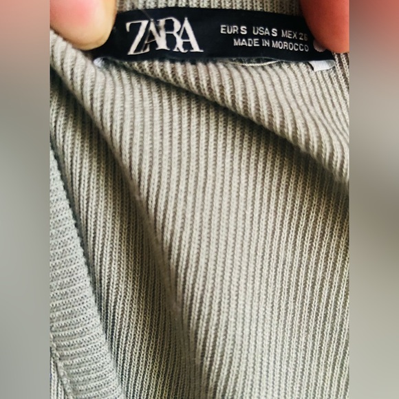 Zara Knit Button Down Casual Lightweight Slim Fit Vest Tank - Picture 4 of 9